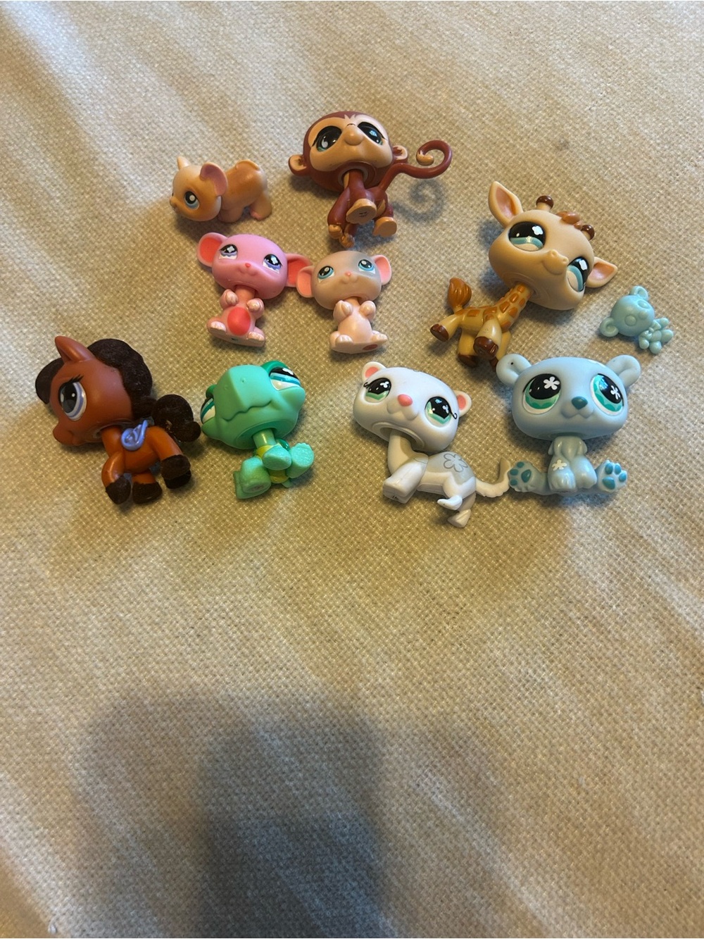 Lot of Littlest Pet Shop toys